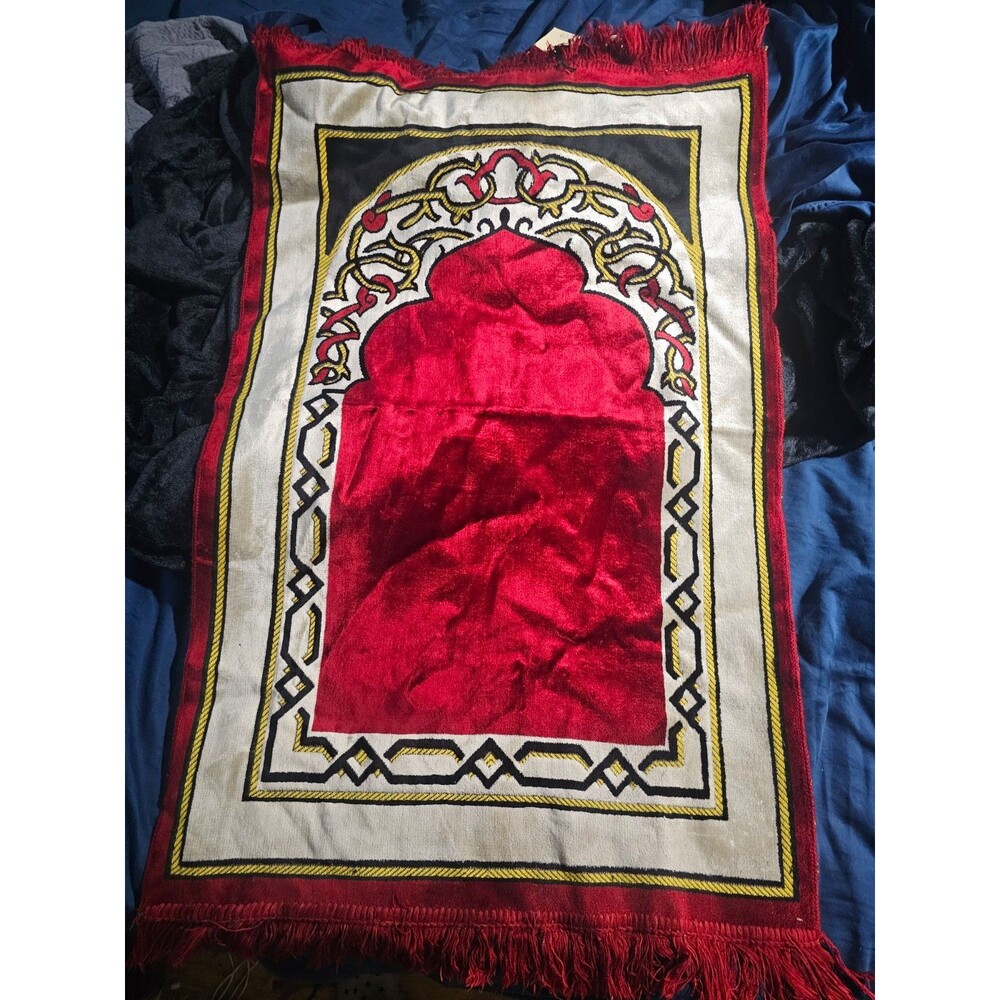 Aydin Mensucat Islamic Prayer Rug Mat Red/Gold/Black w Fringe approx 40" x 26"